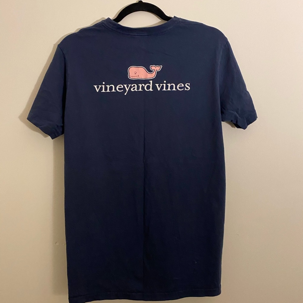VINEYARD VINES TEE (boys XL)